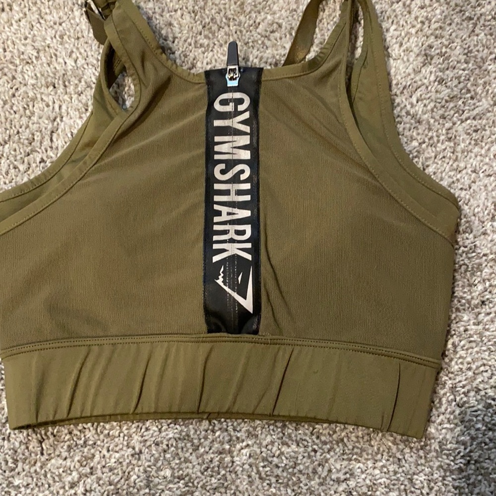 Gym shark sports bra